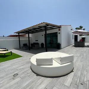 Agradable Bungalow Con Piscina Сasa de vacaciones Playa del Inglés
