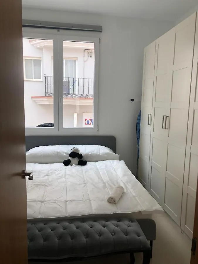 Beautiful Five Bedroom Three Bathroom Entire Villa Málaga